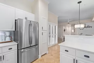 Photo #5: 6588457 Listing