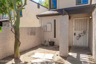 Photo #2: 6588553 Listing