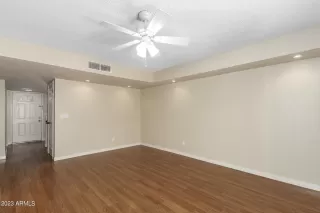 Photo #3: 6588553 Listing