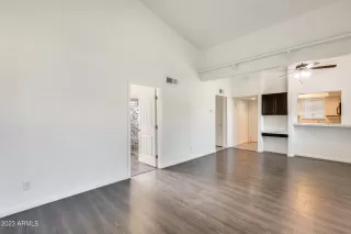 Photo #6: 6588564 Listing 