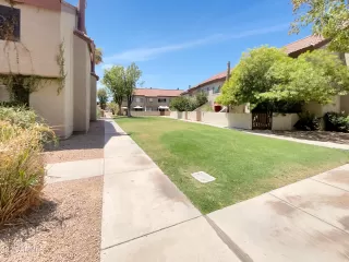 Photo #5: 6588660 Listing 