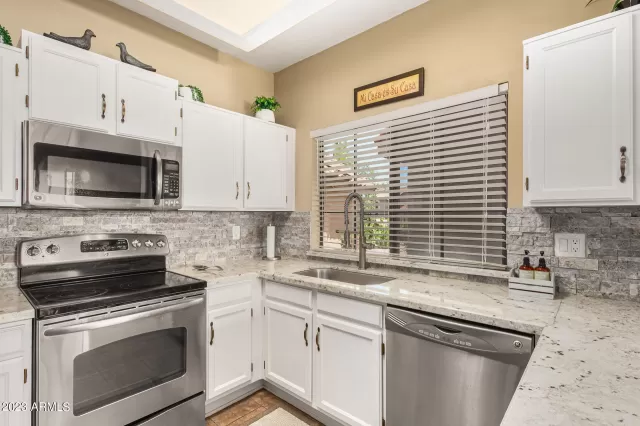 MLS: 6588675 Condo For Sale