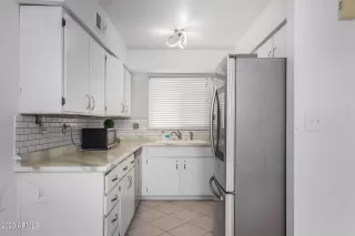 Photo #6: 6588680 Listing 