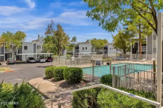 Photo #3: 6588784 Listing