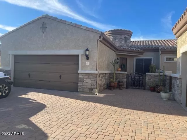 MLS: 6588885 Condo For Sale