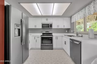 Photo #2: 6589167 Listing