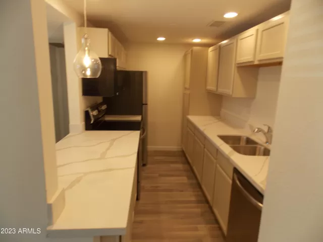 MLS: 6589219 Condo For Sale