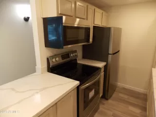 Photo #2: 6589219 Listing