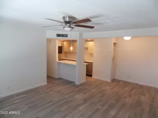 Photo #6: 6589219 Listing