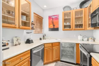 Photo #3: 6589417 Listing 