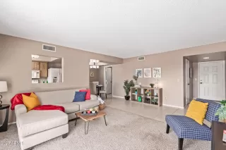 Photo #2: 6589830 Listing 