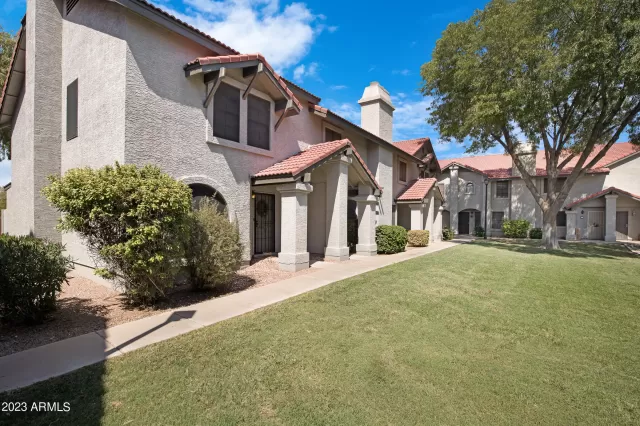 MLS: 6589896 Condo For Sale