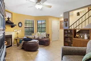 Photo #4: 6589896 Listing