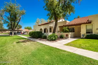 Photo #2: 6590169 Listing