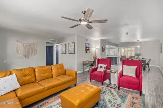 Photo #2: 6590197 Listing