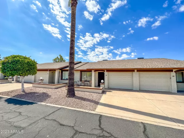 MLS: 6590380 Condo For Sale