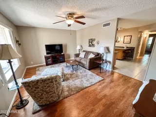 Photo #2: 6590380 Listing 