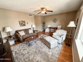 Photo #4: 6590380 Listing 