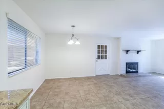 Photo #4: 6590760 Listing