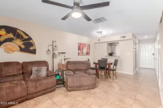 Photo #6: 6590776 Listing