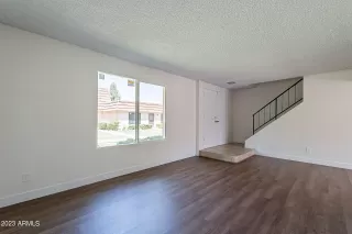 Photo #2: 6590947 Listing