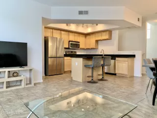 Photo #4: 6591107 Listing