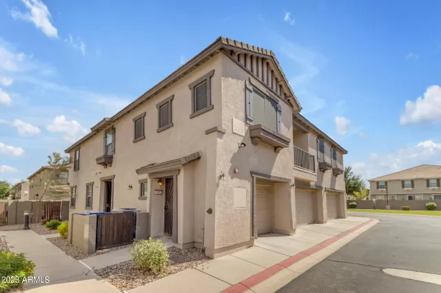 MLS: 6591168 Condo For Sale