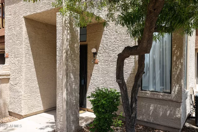 MLS: 6591246 Condo For Sale