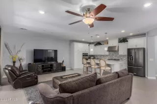 Photo #5: 6591354 Listing 