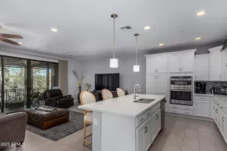 Photo #6: 6591354 Listing 