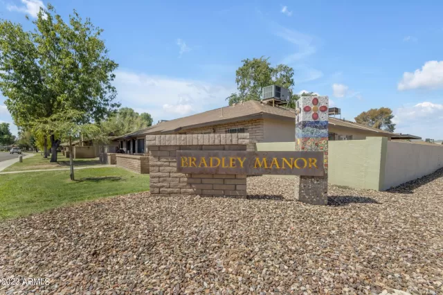 MLS: 6591364 Condo For Sale