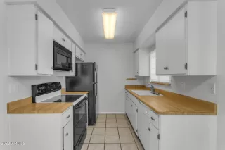 Photo #2: 6591364 Listing