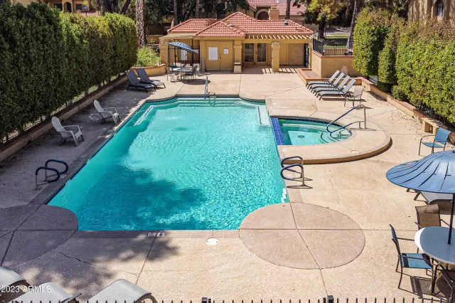 MLS: 6591490 Condo For Sale