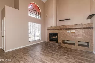 Photo #5: 6591490 Listing