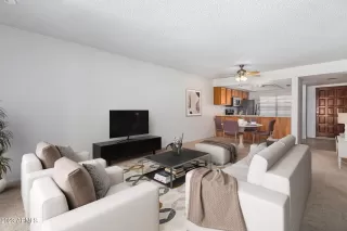 Photo #4: 6591693 Listing 