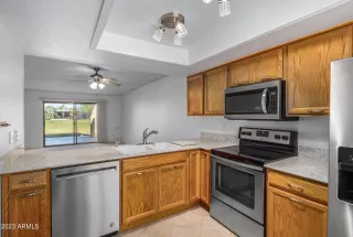 Photo #5: 6591693 Listing 