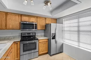 Photo #6: 6591693 Listing 