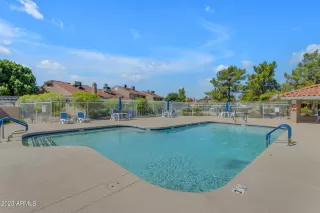 Photo #2: 6591784 Listing 