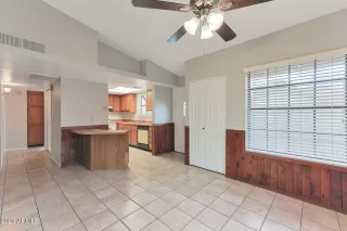 Photo #6: 6593213 Listing