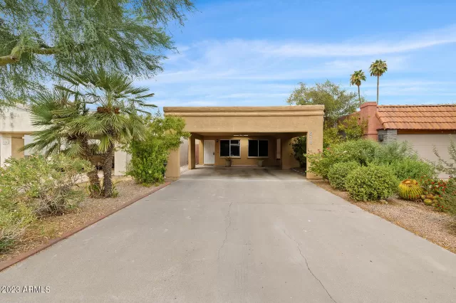 MLS: 6593491 Condo For Sale