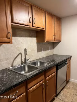 Photo #3: 6593544 Listing