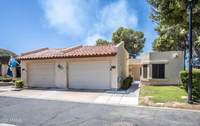 MLS: 6593546 Condo For Sale