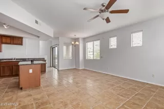 Photo #3: 6593688 Listing 