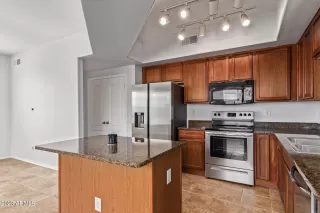 Photo #4: 6593688 Listing 