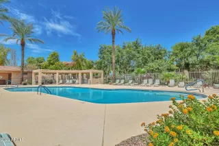 Photo #2: 6593797 Listing