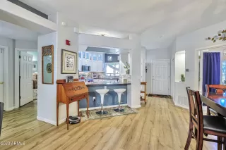 Photo #3: 6593797 Listing