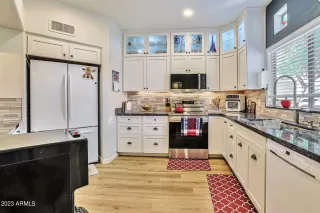 Photo #4: 6593797 Listing