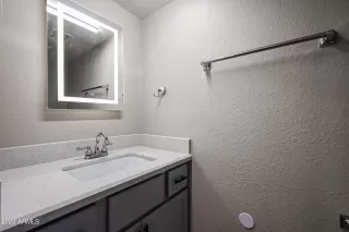 Photo #4: 6593986 Listing