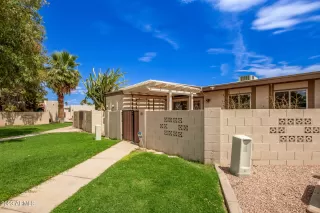 Photo #2: 6594061 Listing 