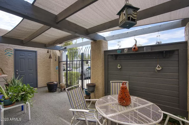 MLS: 6594101 Condo For Sale